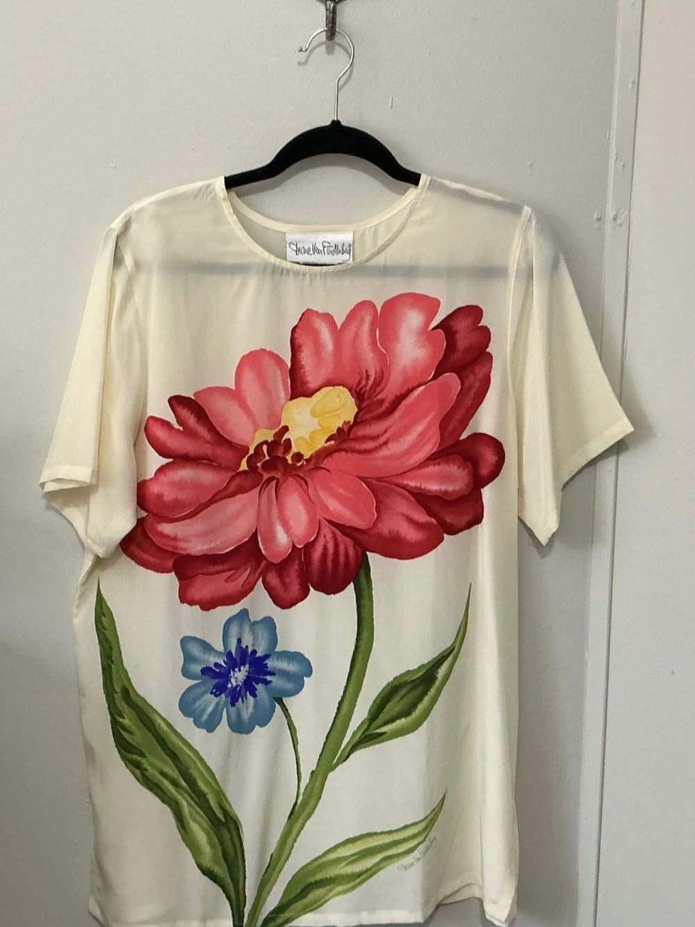 Diane Von Furstenberg Cream Silk Blouse Kentucky derby anyone? - Picture 4 of 12